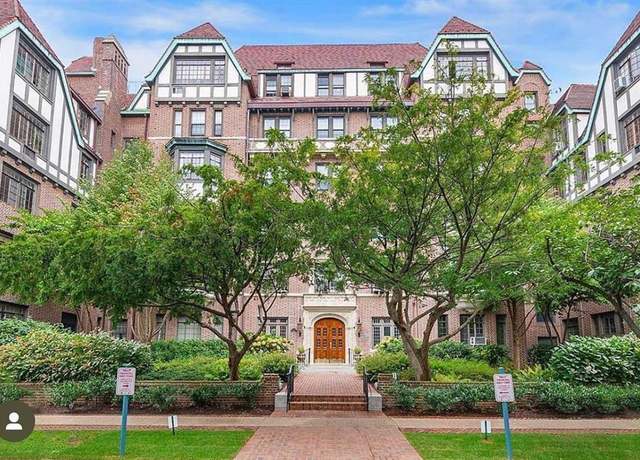 Property at 4 Dartmouth St #7, Forest Hills, NY 11375, 2 beds, 1 bath