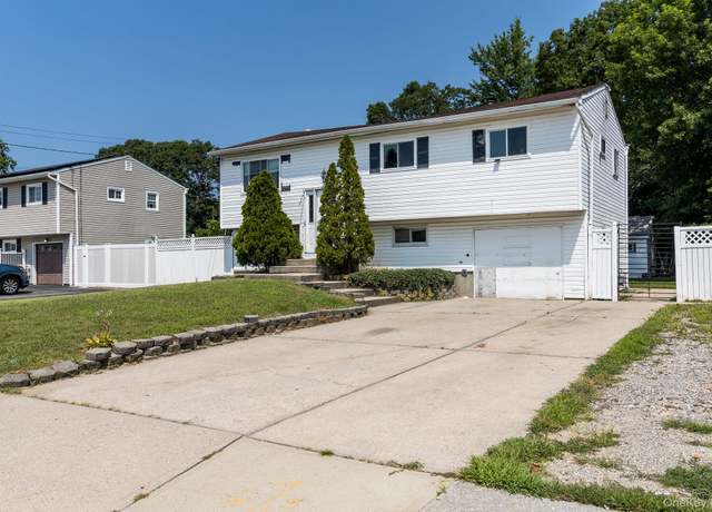 Property at 501 Hawkins Rd, Selden, NY 11784, 3 beds, 2 baths