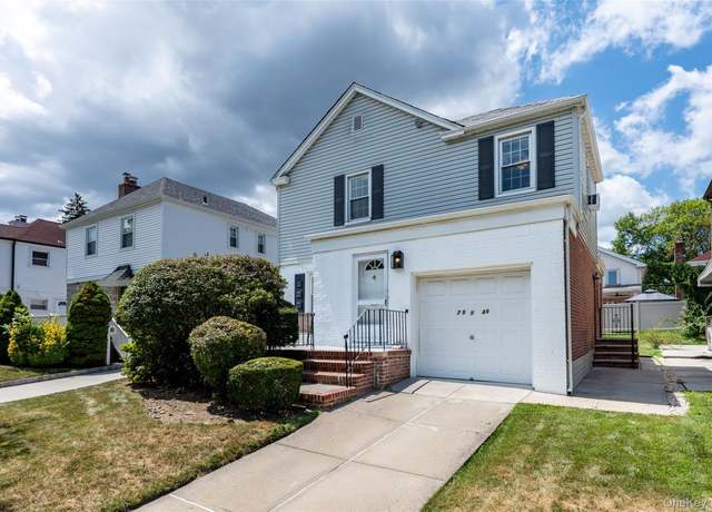 Property at 7548 195th St, Fresh Meadows, NY 11366, 3 beds, 1.5 baths