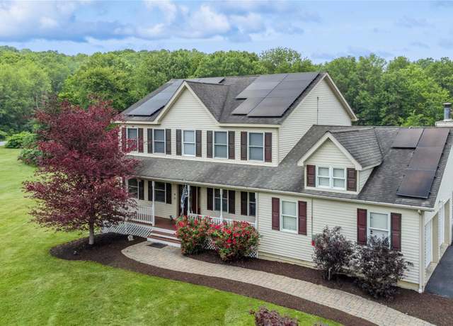 Property at 4 Natchu Ct, Salisbury Mills, NY 12577, 4 beds, 2.5 baths
