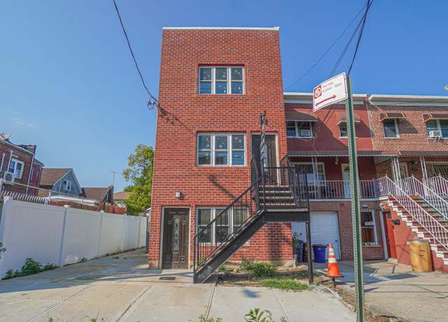 Property at 1011 E 221st St, Bronx, NY 10469, 5 beds, 3 baths