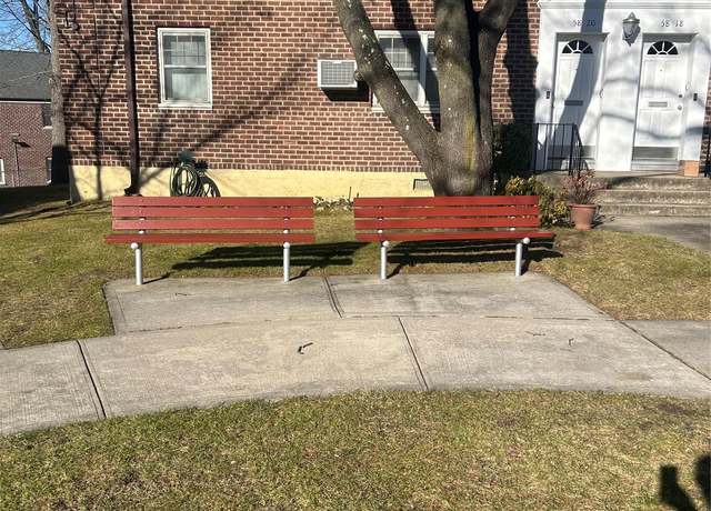 Property at 58-20 251 Unit 2nd floor, Little Neck, NY 11362, 3 beds, 1 bath