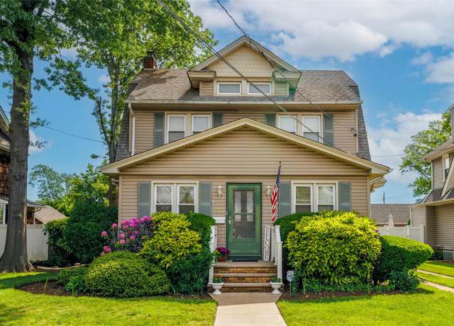 Property at 17 Denton Ave, East Rockaway, NY 11518, 4 beds, 2 baths