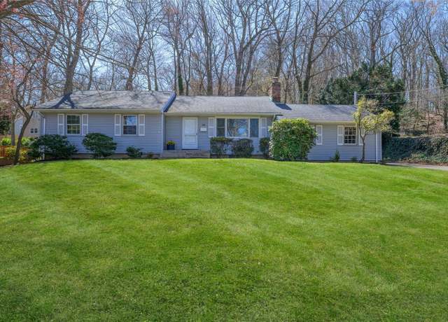 Property at 126 Bayville Ave, Bayville, NY 11709, 3 beds, 2 baths