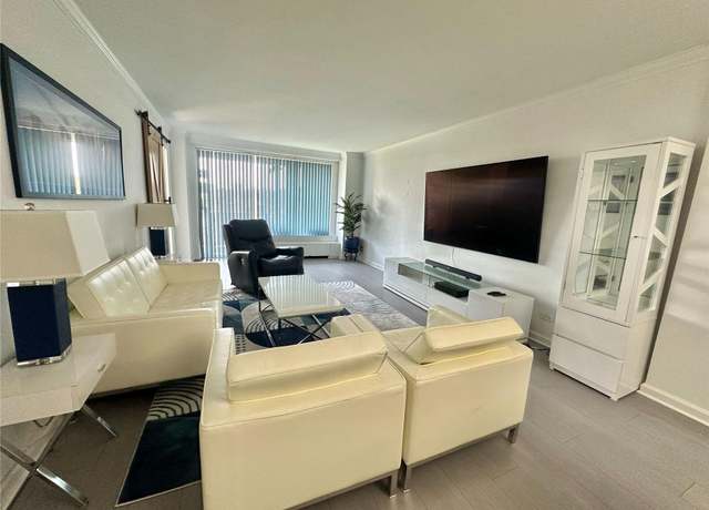 Property at 61-20 Grand Central Pkwy Unit B401, Forest Hills, NY 11375, 2 beds, 1 bath