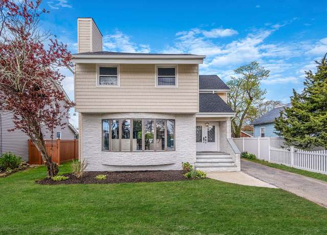 Property at 219 S Bayview Ave, Amityville, NY 11701, 4 beds, 3 baths