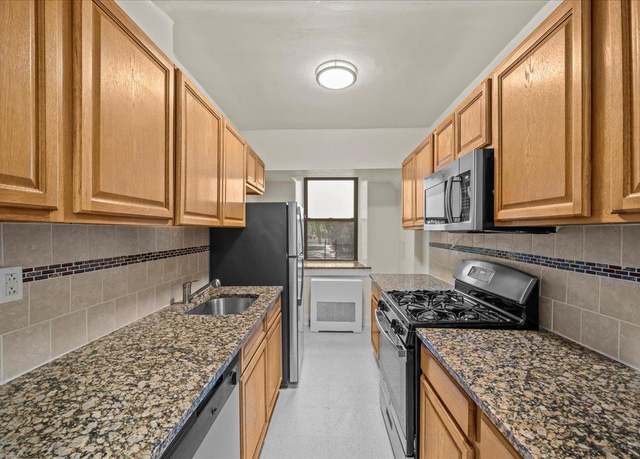 Property at 20 William St Unit B, Mount Vernon, NY 10552, 1 bed, 1 bath