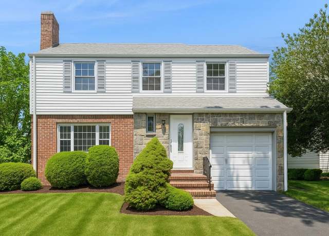 Property at 16249 13th Ave, Beechhurst, NY 11357, 3 beds, 1.5 baths