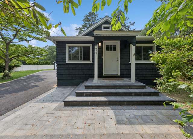 Property at 274 Dayton Ave, Manorville, NY 11949, 3 beds, 1 bath