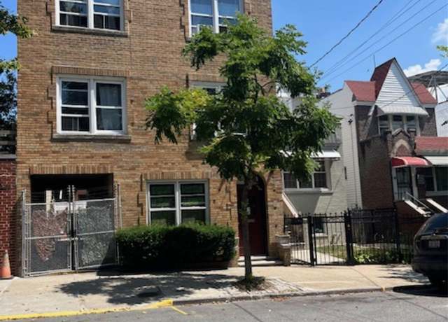 Property at 1009 East 227th #3, Bronx, NY 10466, 7 beds, 3 baths