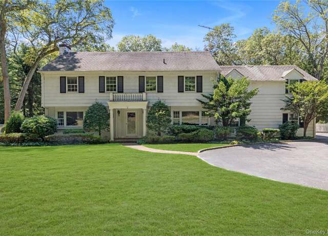 Property at 1233 The Knl, Upper Brookville, NY 11771, 6 beds, 4.5 baths