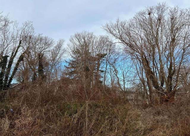 Property at 162 Bayview Ave, Bayport, NY 11705