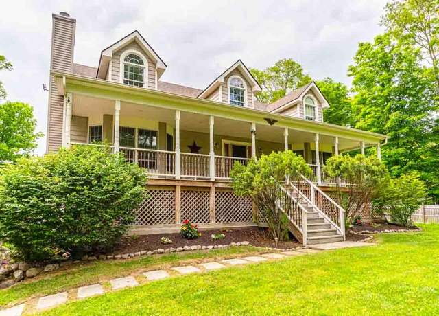 Property at 135 Browns Rd, Walden, NY 12586, 3 beds, 2.5 baths
