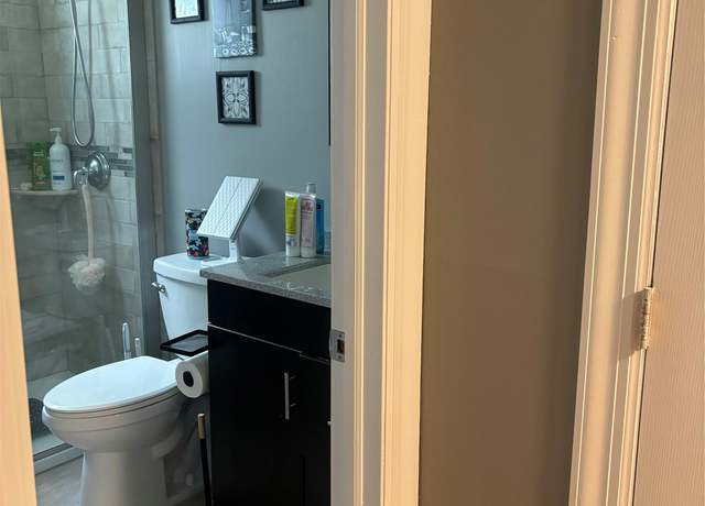 Property at 2439 Union Blvd Unit 1A, Islip, NY 11751, 2 beds, 1 bath