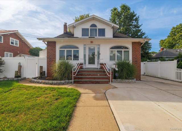 Property at 31 Alice St, Merrick, NY 11566, 4 beds, 2 baths