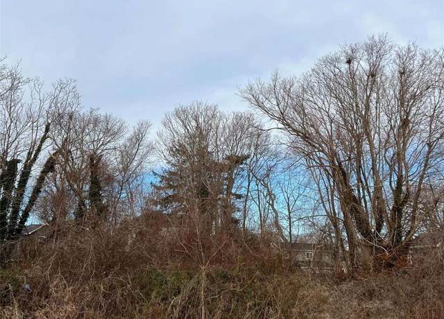 Property at 168 Bayview Ave, Bayport, NY 11705