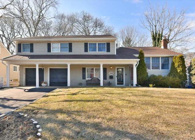 Property at 1456 Wagner St, Wantagh, NY 11793, 3 beds, 2.5 baths