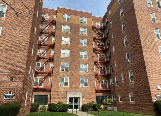 Property at 30-11 Parsons Blvd Unit 4J, Flushing, NY 11354, 2 beds, 1 bath