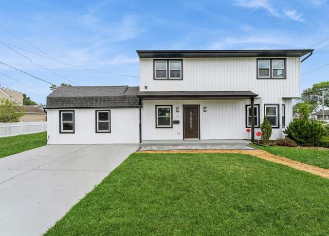 Property at 49 Griddle Ln, Levittown, NY 11756, 5 beds, 3 baths