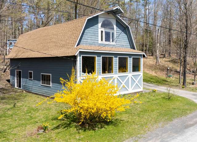 Property at 86 Baumgarten Rd, Woodstock, NY 12498, 2 beds, 2 baths