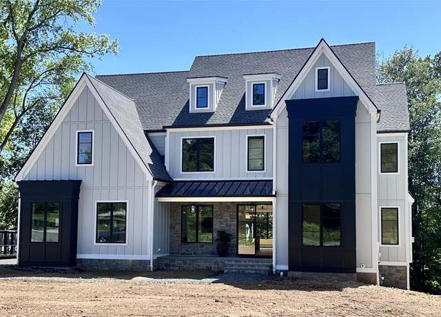 Property at 9 O'grady Ct, Orangeburg, NY 10962, 5 beds, 6 baths