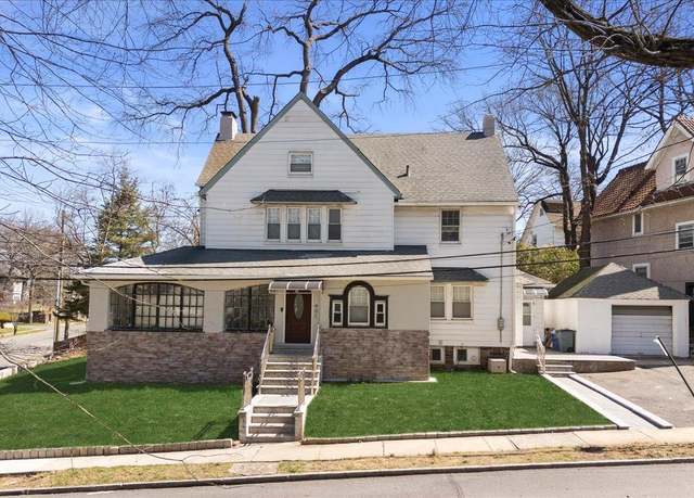 Property at 401 Seneca Ave, Mount Vernon, NY 10553, 5 beds, 2.5 baths