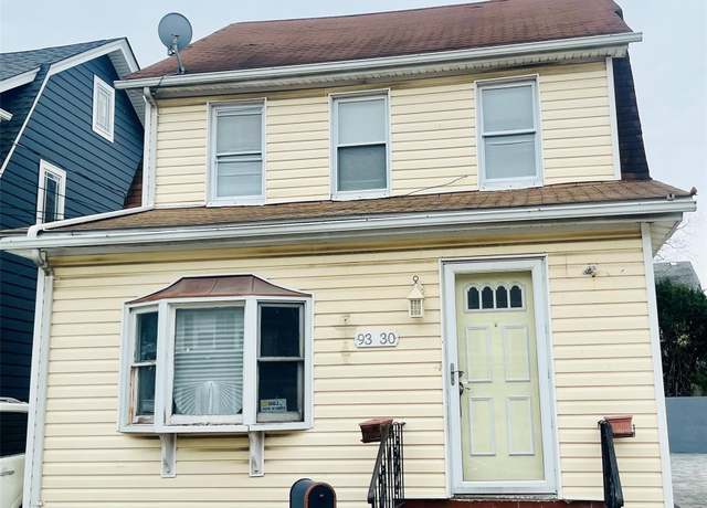 Property at 93-30 246th St, Bellerose Terrace, NY 11001, 4 beds, 1.5 baths