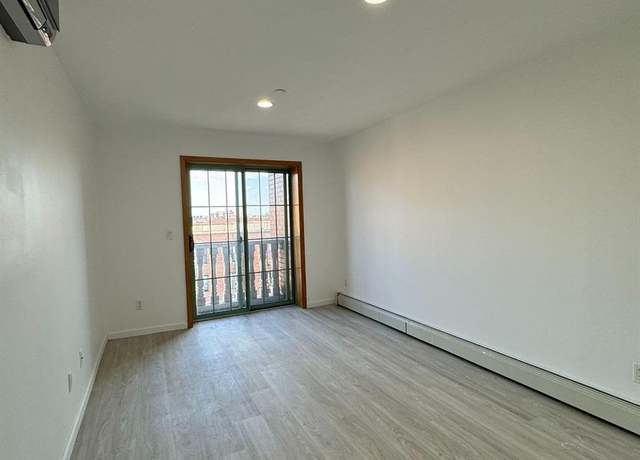 Property at 134-43 Maple Ave Unit 7B, Flushing, NY 11355, 3 beds, 2 baths