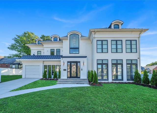 Property at 78-32 138th St, Kew Garden Hills, NY 11367, 8 beds, 9 baths