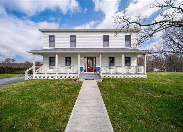 Property at 38-44 Gregory Rd, Johnson, NY 10933, 3 beds, 2 baths
