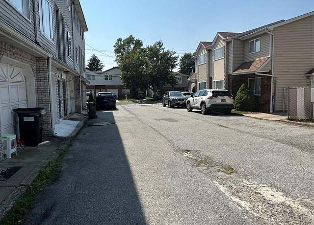 Property at 1 Patty Ct, Staten Island, NY 10312