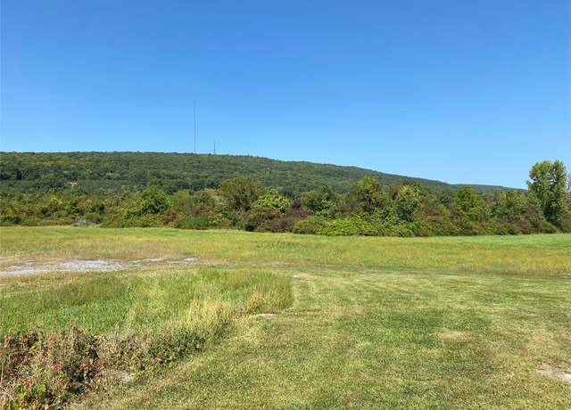 Property at 243 Vineyard Ave, Highland, NY 12528