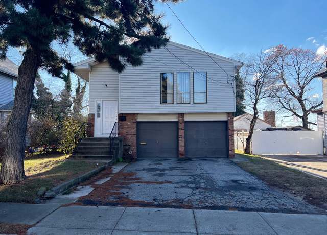 Property at 22 High St, Roslyn Heights, NY 11577, 4 beds, 2 baths