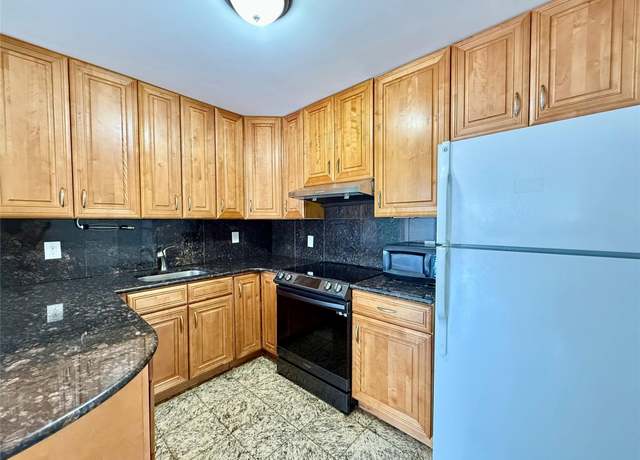 Property at 31-18 Union St Unit 3B, Flushing, NY 11354, 2 beds, 2 baths