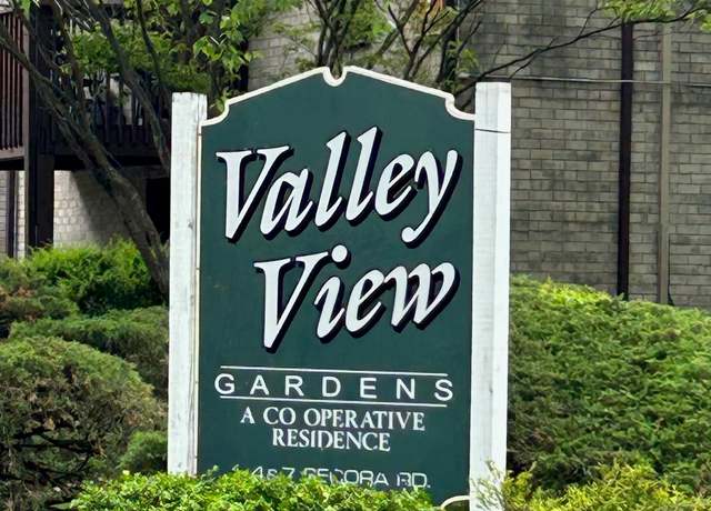 Property at 2 Secora Rd Unit C20, Monsey, NY 10952, 2 beds, 2 baths