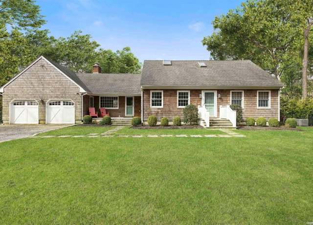 Property at 37 Foster, Quogue, NY 11959, 4 beds, 2.5 baths