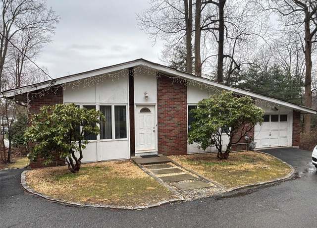 Property at 52 Noyes St, Pearl River, NY 10965, 3 beds, 2.5 baths