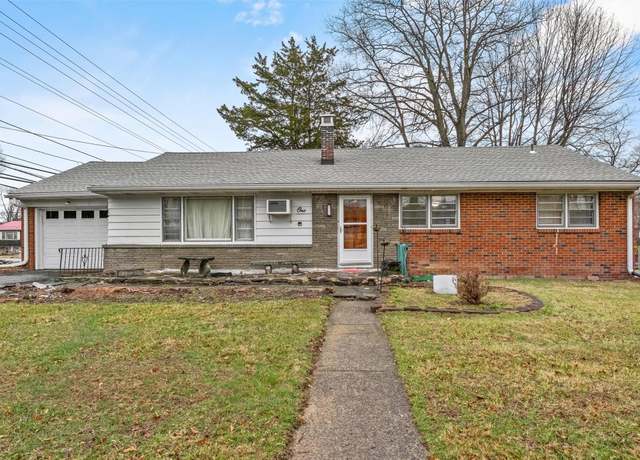 Property at 1 Park Hill Dr, New Windsor, NY 12553, 3 beds, 1.5 baths