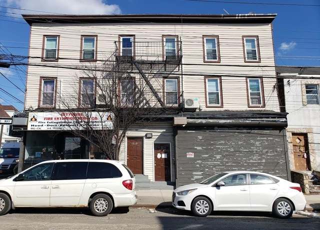 Property at 116-01-03 14th Rd, College Point, NY 11356, 8 beds, 4 baths