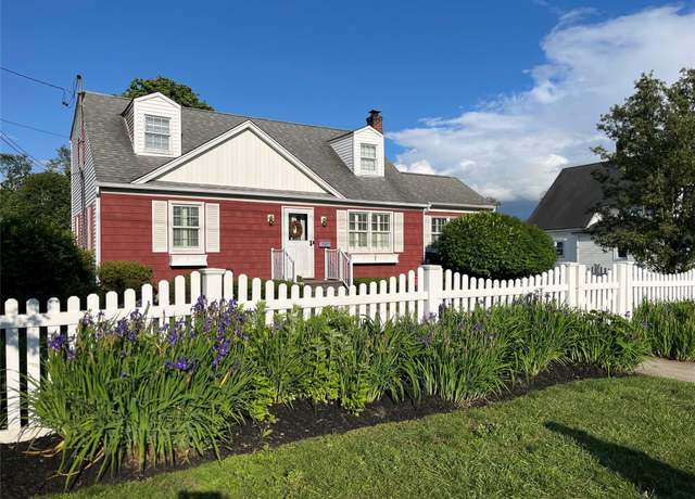 Property at 25 Hawthorne Ave, Central Islip, NY 11722, 4 beds, 2 baths