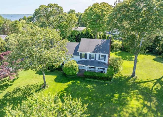 Property at 50 Bellport Ln, Bellport Village, NY 11713, 3 beds, 3 baths