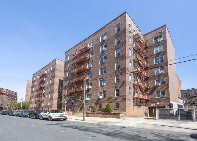 Property at 4225 80th St Unit 1E, Elmhurst, NY 11373, 2 beds, 1 bath