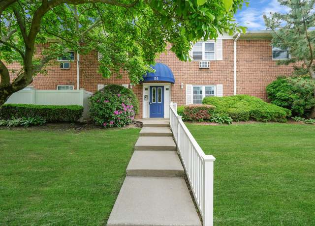 Property at 460 Old Town Rd Unit 25N, Port Jefferson Station, NY 11776, 1 bed, 1 bath