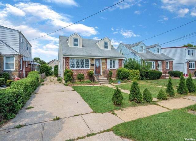 Property at 216 Raff Ave, Mineola, NY 11501, 5 beds, 2 baths