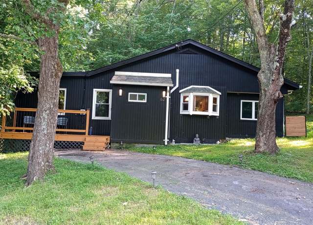 Property at 62 Netherwood Plz, Salt Point, NY 12578, 3 beds, 2 baths
