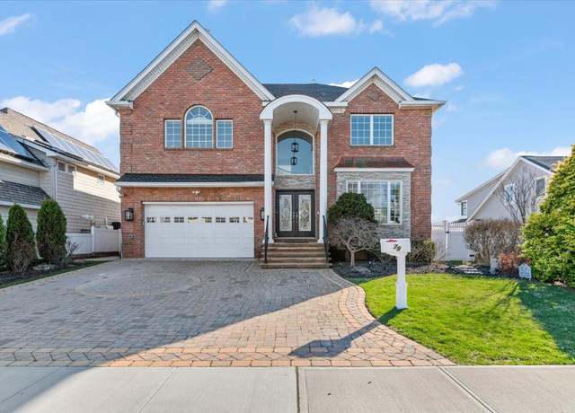 Property at 79 Fairwater Ave, Massapequa, NY 11758, 4 beds, 2.5 baths