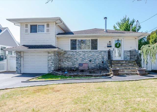 Property at 242 Elizabeth Ave, Oceanside, NY 11572, 4 beds, 2 baths