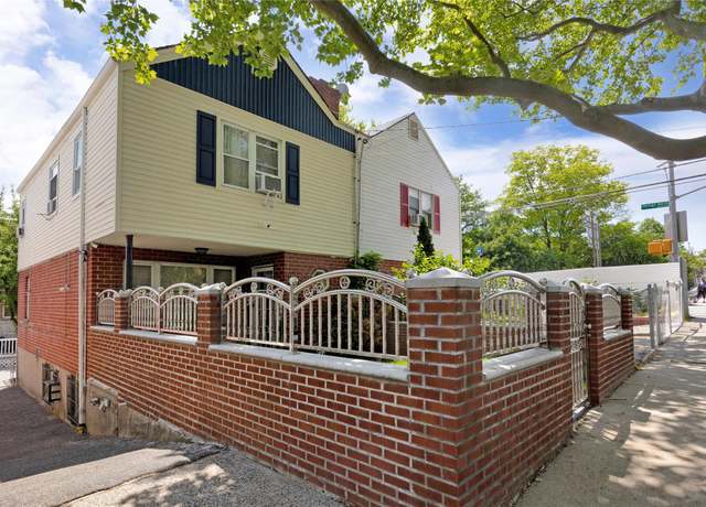 Property at 3152 Randall Ave, Bronx, NY 10465, 3 beds, 2.5 baths