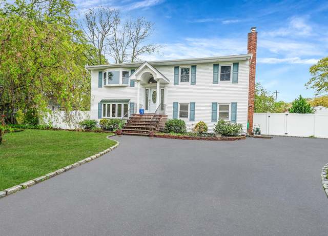 Property at 55 Ridgewood Dr, Shirley, NY 11967, 4 beds, 2 baths