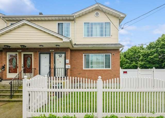 Property at 6235 Almeda Ave, Arverne, NY 11692, 6 beds, 4 baths